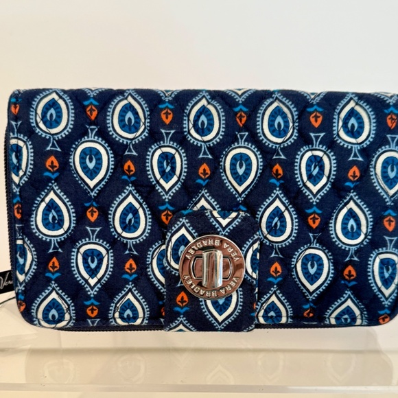 Vera Bradley Turnlock Wallet Cotton EUC Navy Blue print - Picture 6 of 6